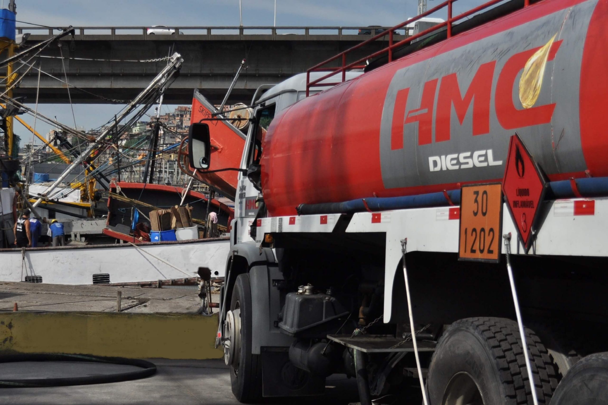 Abastecimento Embarcação Pesqueira